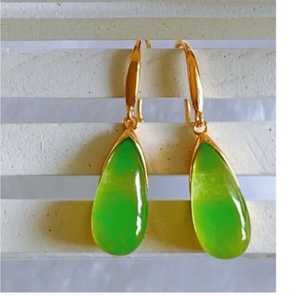 ❤️ FREE Jade Tear Drop Water Rain Hipster Classy Faux Modern Chic Hip Earrings